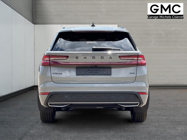 Skoda / Kodiaq / Grau / / / 4x4+AHK+PANO+KAMERA+EL. HECKKL.+NAVI+20 LM