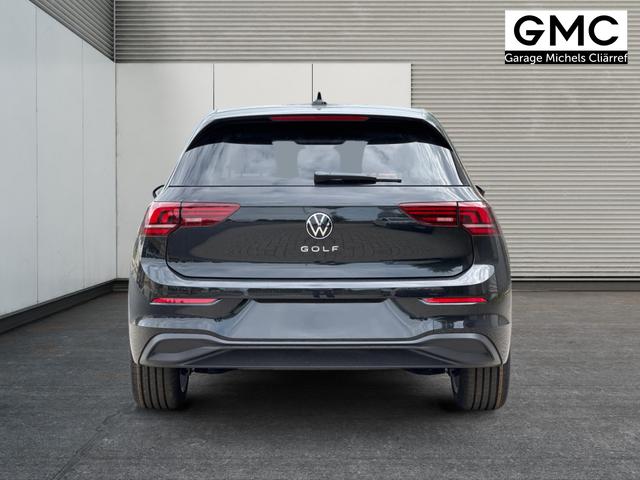 Volkswagen / Golf / Schwarz / / / ACC+SHZ+KLIMA+KAMERA+APP CONNECT+LED+17 ALU