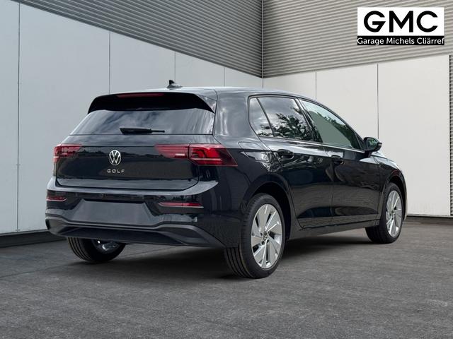 Volkswagen / Golf / Schwarz / / / ACC+SHZ+KLIMA+KAMERA+APP CONNECT+LED+17 ALU