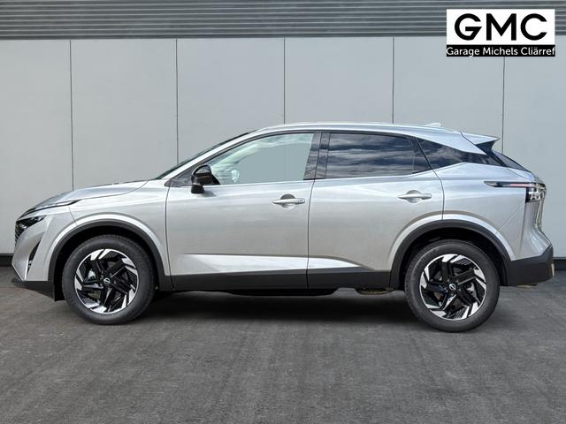 Nissan / Qashqai / Silber / / / KAMERA+ACC+PDC+EL.HECKKL.+SHZ+LED , Beispielbilder, ggf. teilweise mit Sonderausstattung
