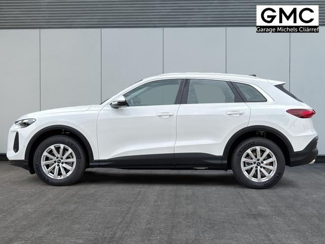 Audi / Q5 / Wei&szlig; / / / QUATTRO+NAVI+KAMERA+AHK+SHZ+PDC+ACC