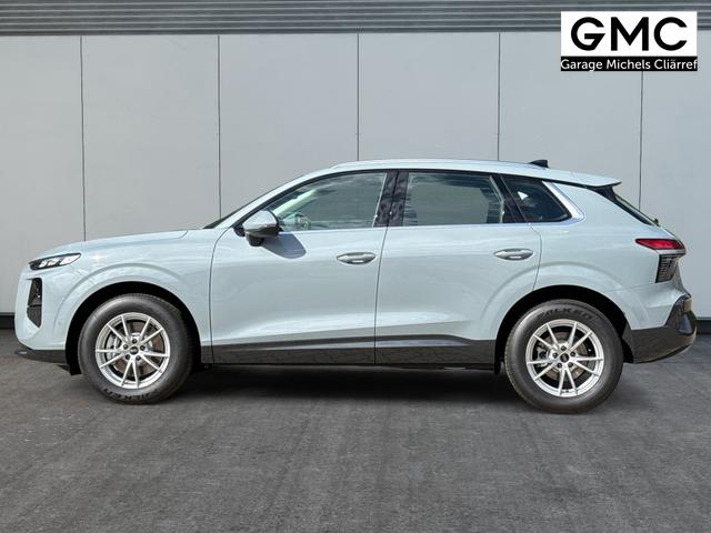 Audi / Q3 / Grau / / / KAMERA+NAVI+PDC+EL.HECKKL.+LED+17LM