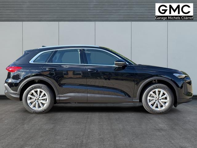 Audi / Q5 / Schwarz / / / QUATTRO+NAVI+KAMERA+AHK+PANO+SHZ+PDC+ACC, Beispielbilder, ggf. teilweise mit Sonderausstattung