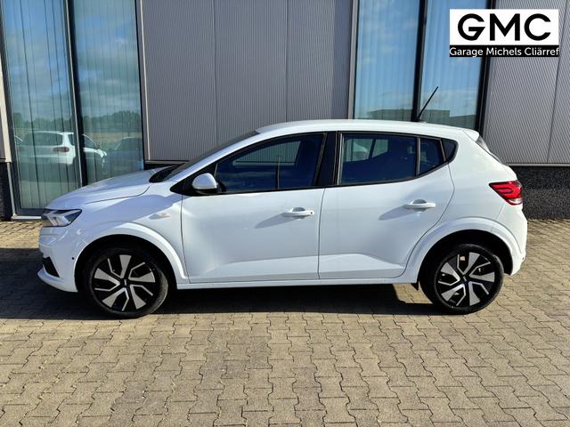 Dacia Sandero Expression 1.0 ECO-G 100 BENZIN/LPG-GASANLAGE, Weiß, Klimaanlage, NAVIGATIONSSYSTEM 8", Parksensoren VORNE + HINTEN, RÜCKFAHRKAMERA, TOTER-WINKEL-WARNER, Nebelscheinwerfer, Tempomat, Lederlenkrad, Armlehne, Spiegel elektr. einstell-/beheizbar, ZV mit Fernbedienung 