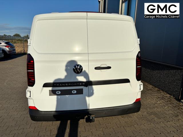 Volkswagen T7 Kastenwagen Basis 2.0 TDI 170PS AUTOMATIK LANG, Wei&szlig;, HECKFL&Uuml;GELT&Uuml;REN, 2-Zonen-Klimautomatik, M-Lederlenkrad, Anh&auml;ngerkupplung, Parksensoren vorn/hinten, R&uuml;ckfahrkamera, Frontscheibe beheizbar, Ganzjahresreifen, Sitzpaket 46 (inkl. Sitzheizung), Reserverad, 70l Tank 
