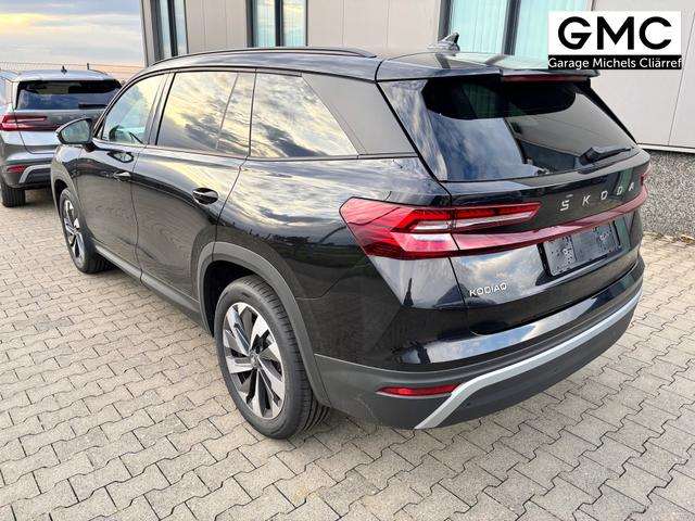 Skoda Kodiaq Selection 1.5 TSI mHEV 150PS DSG, 3J. Garantie, STANDHEIZUNG, 19" Alu, MATRIX-LED, NAVI 13", Alarm, Anhängerkupplung, Elektr. Heckklappe, ACC, 3Z-Climatronic, KESSY, Sitzheizung, Parksensoren v/h, Kamera, Fahrersitz elektr/Memory, Lederlenkrad beheizt, Virtual Coc 