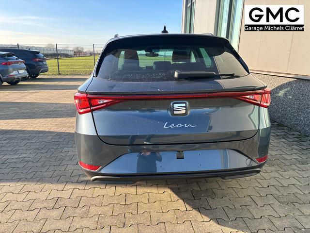 Seat Leon Sportstourer Style 1.5 TSI 115PS, MAGNETIC-GRAU-METALLIC, 5 Jahre Garantie, 16" ALU, MATRIX-LED, Privacy-Glas, Winter-Paket, 3-Zonen-Climatronic, ParkAssist, Parksensoren v/h, R&uuml;ckfahrkamera, Radio 10,4" + Full-Link, Tempomat, M-Lederlenkrad, variabler Ladeboden 