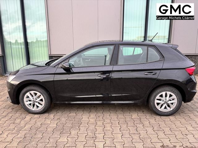 Skoda Fabia Extra Plus 1.0 TSI 116PS, 5 Jahre Garantie, BLACK-MAGIC METALLIC, CLIMATRONIC, BEHEIZTE FRONTSCHEIBE, SITZHEIZUNG, M-Lederlenkrad BEHEIZT, 15" ALU, Parksensoren hinten, R&uuml;ckfahrkamera, Infotainment 8", Virtual Cockpit, Tempomat, NSW, Wireless SmartLink 