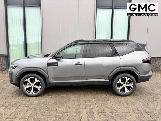 Dacia Bigster Journey FULL-HYBRID 155 (Benzin+Elektro), GRAU-METALLIC/DACH SCHWARZ, BEHEIZTE FRONTSCHEIBE, SITZHEIZUNG, LENRADKRADHEIZUNG, TOTER-WINKEL-ASSISTENT, PARKSENSOREN VORN/HINTEN, MULTIVIEW-KAMERA, 18" ALUFELGEN, PRIVACY-GLAS, NAVIGATION, ELEKTR. HECKKLAPPE, ACC 