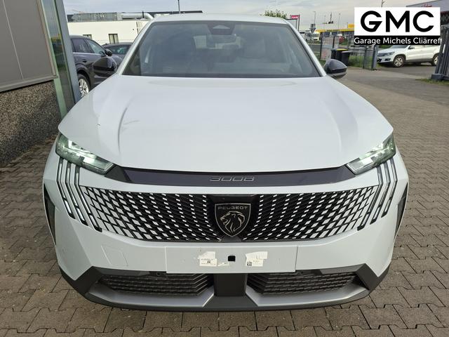 Peugeot 3008 Allure Hybrid 145PS e-DCS6 (Automatik), Wei&szlig;-Metallic, ANH&Auml;NGERKUPPLUNG, Panorama-Navigations-Paket, Grip-Control-Paket, 19" ALU, Beh. Frontscheibe, Trennnetz, Adaptiver Tempomat, Toter-Winkel, 360&deg;Kamera, Parksensoren vorn/hinten, Lenkradheizung, Alarmanlage 