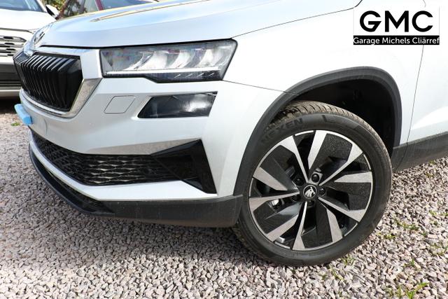 Skoda Karoq Selection DSG Pano AHK NavC SideA Leder ACC Kessy 