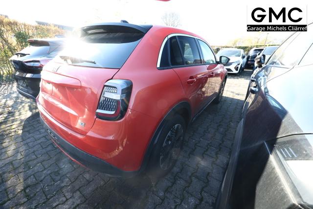 Fiat 600 La Prima 11kW-OBC W&auml;rmeP Massage Nav Keyl 