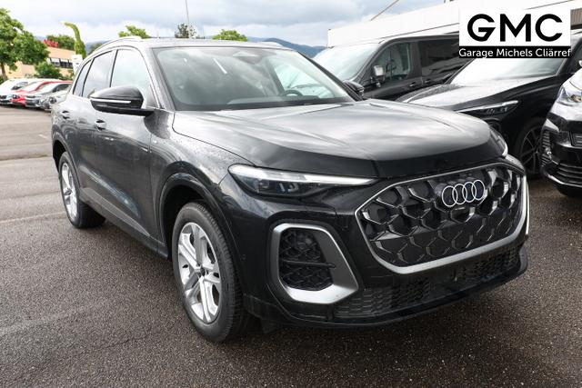 Audi Q5 S line TDI 204 Tech Pano PrivG VirCo+ eHK 19Z 