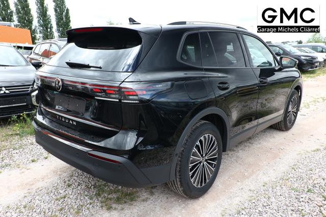 Volkswagen Tiguan DSG LED+ Pano Nav 5JGar IQ.DRIVE LM18Z 