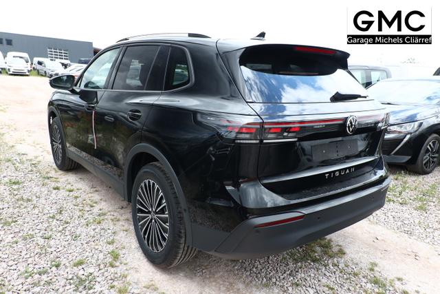 Volkswagen Tiguan DSG LED+ Pano Nav 5JGar IQ.DRIVE LM18Z 