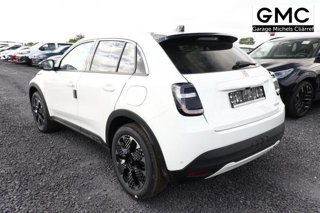 Fiat 600 Hybrid La Prima SHZ eHK ACC Nav Kam 360&deg;PDC 