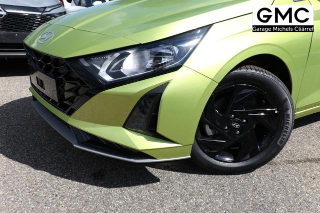 Hyundai i20 Blackl Nav CarPlay 16Z StyleP Temp Kam DigiC 