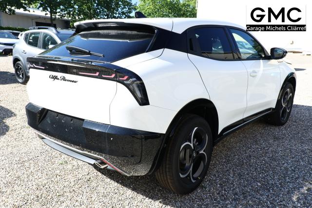 Alfa Romeo Junior SPORT SPECIALE Ibrida Q4 TechP 18"LM Navi 