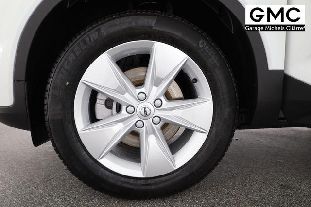 Volvo XC40 Core 2WD B3 Mild-Hybrid Core, AHK, Navi, LED, Winter, Kamera, el. Klappe 