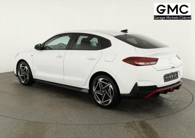 Hyundai i30 N Line 1.5 T-GDI DCT Fastback N-LINE, Navi, 18-Zoll, Kamera, LED, Winter 