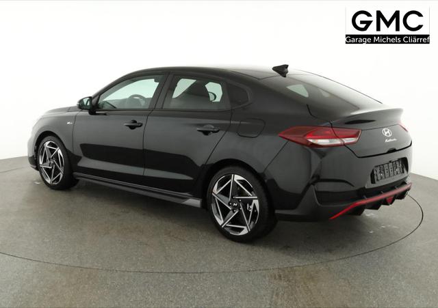 Hyundai i30 N Line 1.5 T-GDI DCT Fastback N-LINE, Navi, 18-Zoll, Kamera, LED, Winter 