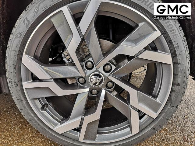 Skoda Karoq Sportline 2.0TDI DSG 4x4 AHK Matrix Pano Sound Leder 19 Zoll 