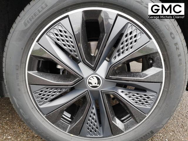 Skoda Karoq Sportline 1.5TSI DSG ACC Pano AHK GV4 