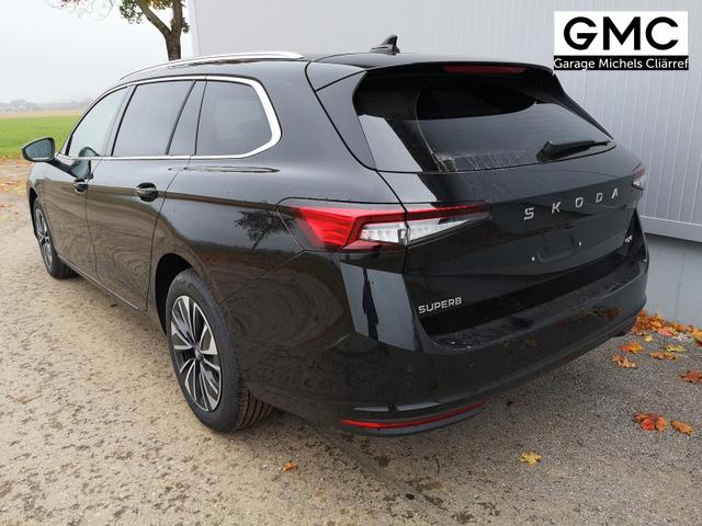 Skoda Superb Combi 2.0 TDI 142kW 4x4 Selection DSG AHK 360 Head Up Pano 