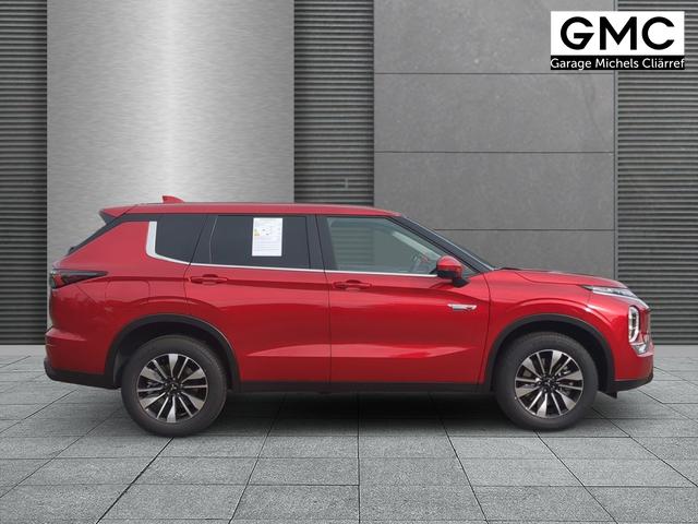 Mitsubishi Outlander Plus 360&deg; Kamera+SHZ+LED Plug-in Hybrid Finanzierung ab 0,99% 2.4 4WD 