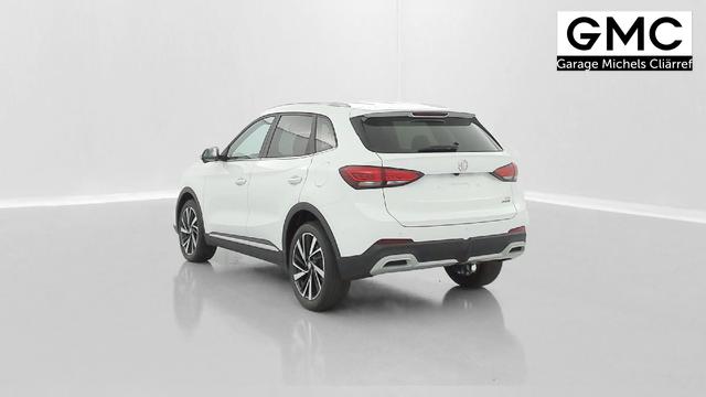 MG ZS Luxury 