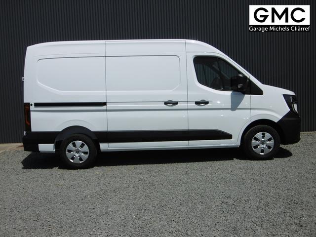 Renault Master Kastenwagen Extra L2H2 