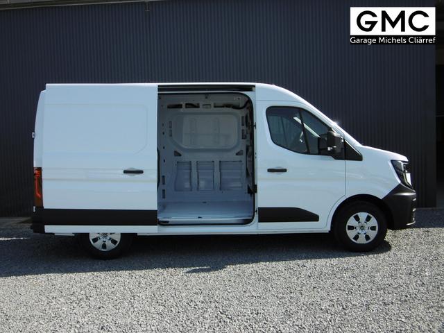 Renault Master Kastenwagen Extra L2H2 