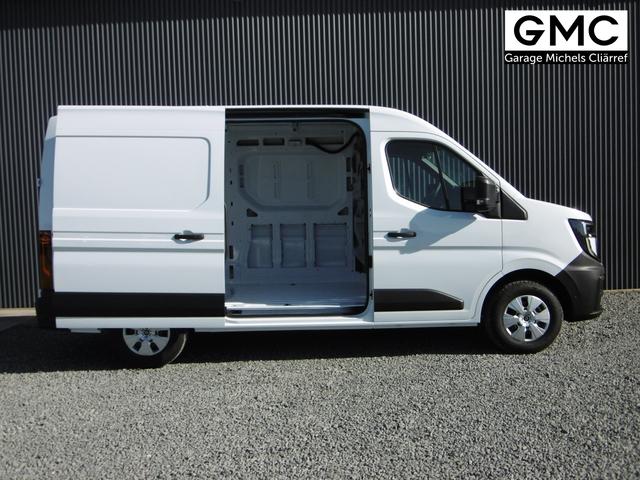 Renault Master Kastenwagen Extra L2H2 