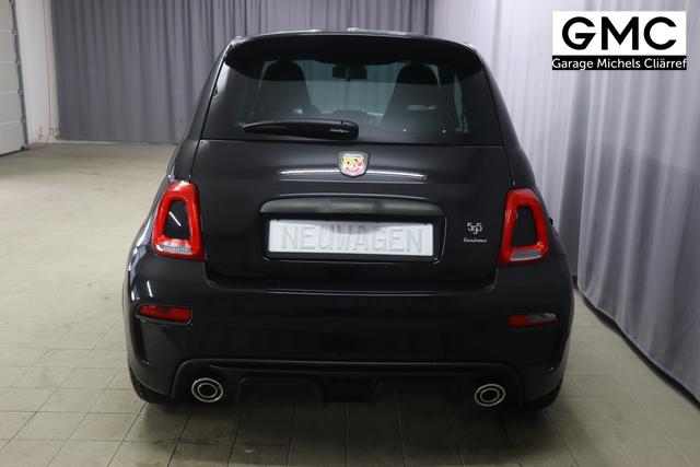 595 & 695 MY23 595 1.4 T-Jet 121 kW (165 PS) MT 876 - Scorpione Schwarz 557 - Integral-Sportsitze Leder Schwarz "3L3 Komfort-Paket: Bi-Xenon Scheinwerfer, Beats® Audio Soundsystem 3L4 Tech-Paket 5CE Scorpione Schwarz 9SV, Gutschrift Mopar BMC Sportluftfilter und Tankdeckel aus Aluminium A67 Linea Turismo"