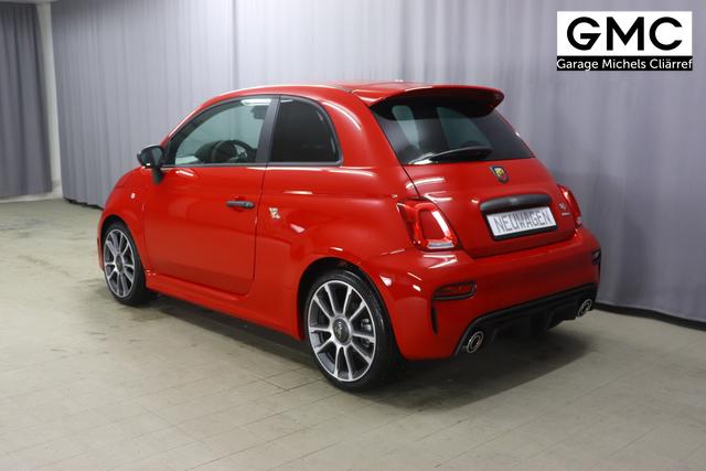 595 & 695 MY23 595 1.4 T-Jet 121 kW (165 PS) MT 111 - Passione Rot 557 - Integral-Sportsitze Leder Schwarz "3L3 Komfort-Paket: Bi-Xenon Scheinwerfer, Beats® Audio Soundsystem 3L4 Tech-Paket 5CJ Passione Rot 9SV, Gutschrift Mopar BMC Sportluftfilter und Tankdeckel aus Aluminium A67 Linea Turismo"