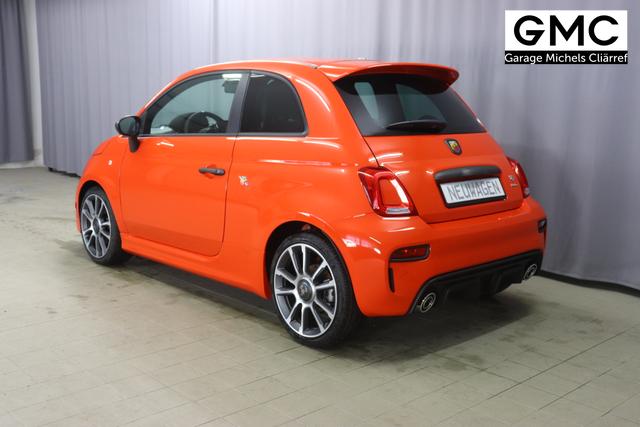 595 & 695 MY23 595 1.4 T-Jet 121 kW (165 PS) MT562 - Racing Orange 557 - Integral-Sportsitze Leder Schwarz "3L3 Komfort-Paket: Bi-Xenon Scheinwerfer, Beats® Audio Soundsystem 3L4 Tech-Paket 5CK Racing Orange 9SV, Gutschrift Mopar BMC Sportluftfilter und Tankdeckel aus Aluminium A67 Linea Turismo"