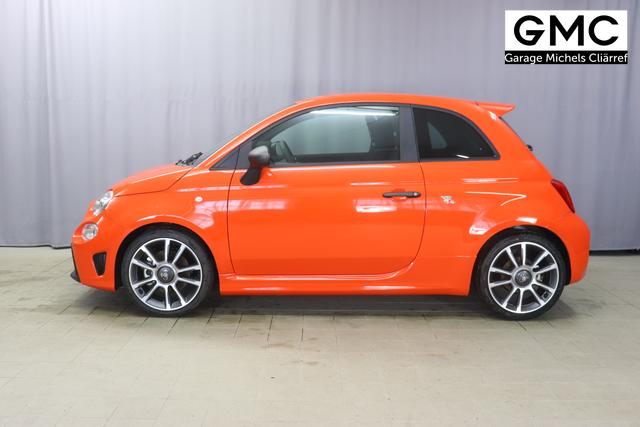 595 & 695 MY23 595 1.4 T-Jet 121 kW (165 PS) MT562 - Racing Orange 557 - Integral-Sportsitze Leder Schwarz "3L3 Komfort-Paket: Bi-Xenon Scheinwerfer, Beats® Audio Soundsystem 3L4 Tech-Paket 5CK Racing Orange 9SV, Gutschrift Mopar BMC Sportluftfilter und Tankdeckel aus Aluminium A67 Linea Turismo"