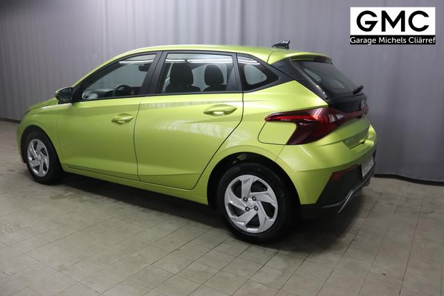 Hyundai i20 Comfort 1.2 58 kW (79 PS) Klimaanlage, Navigationssystem, Radio mit DAB, Apple CarPlay & Android Auto, Rückfahrkamera, Einparkhilfe hinten, Lichtsensor, Spurhalteassistent, Fernlichtassistent, Verkehrszeichenassistent uvm. 