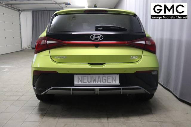 Hyundai i20 Family 1.0 T-GDI 73 kW (100 PS) Navigationssystem, Klimaautomatik, Sitzheizung, Lenkradheizung, Radio mit DAB, Apple CarPlay & Android Auto, Rückfahrkamera, Einparkhilfe hinten, Lichtsensor, Spurassistent, Fernlichtassistent, Verkehrszeichenassistent uvm. 