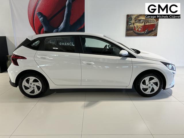 Hyundai i20 1,2 Comfort Atlas White, Beispielbilder, ggf. teilweise mit Sonderausstattung