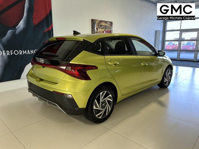 Hyundai i20 1,2 Family Lucid Lime metallic