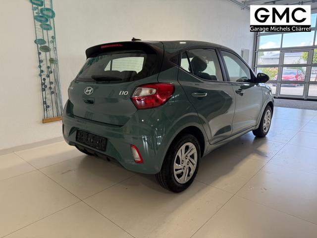 Hyundai i10 GO Mangrove Green