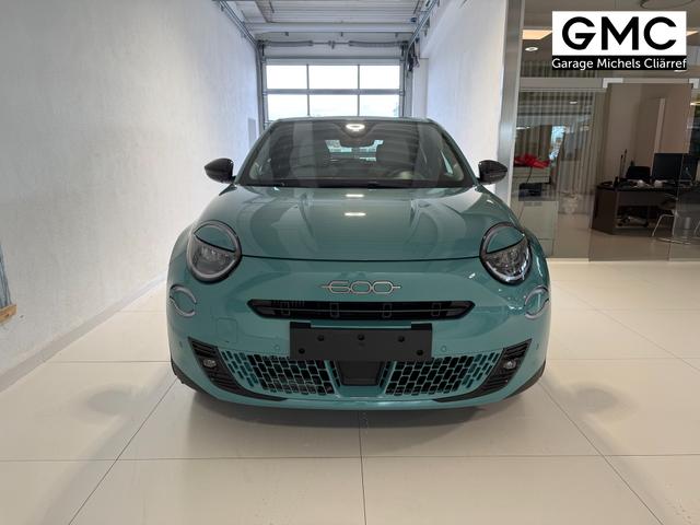 Fiat 600 La Prima Aqua Blau