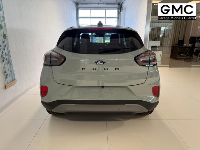 Ford Puma Titanium Cactus Grau
