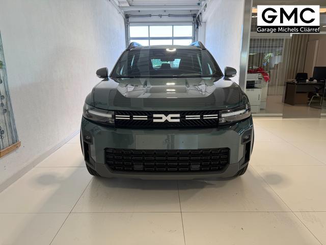 Dacia Bigster Zeder Gruen