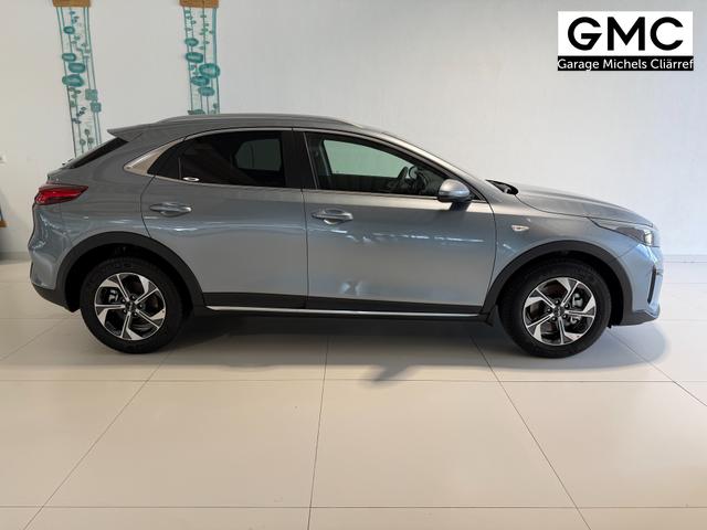Kia XCEED Lunar Silver