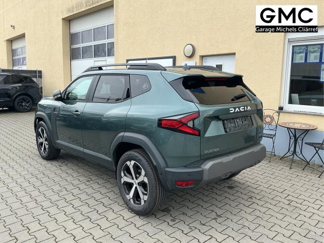 Dacia / Duster / Gr&uuml;n / Journey / Green Cedre / , Beispielbilder, ggf. teilweise mit Sonderausstattung