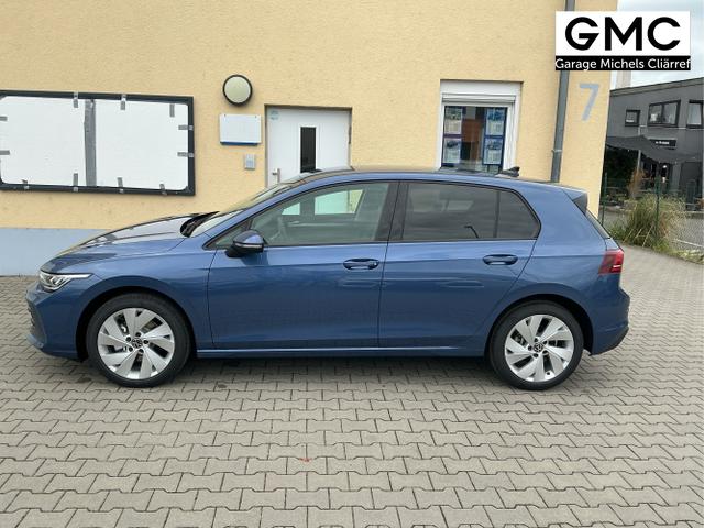 Volkswagen / Golf / Blau / Limited / Anemonenblau Metalic / , Beispielbilder, ggf. teilweise mit Sonderausstattung