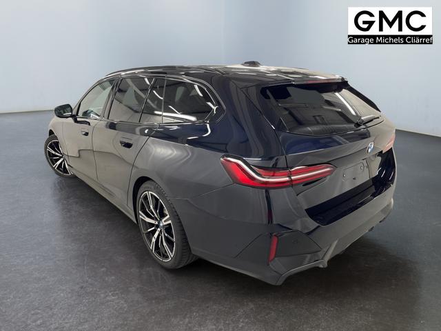 BMW 5er Touring 520i M-Sport 190PS/140kW Steptronic +AHK +20" +MSportpaket +MSportfahrwerk +DrivingAssistantPlus +AdaptiveLED +HarmanKardon +DigitalKey +ParkAssist +Sitzhzg +WirelessCharging +Sonnenschutzverglasung +ShadowLine 