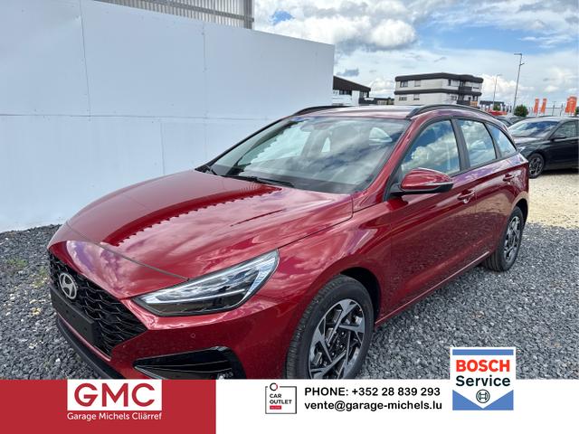 Hyundai i30 Kombi - STYLE NAVI SHZ RFK PDC v+h